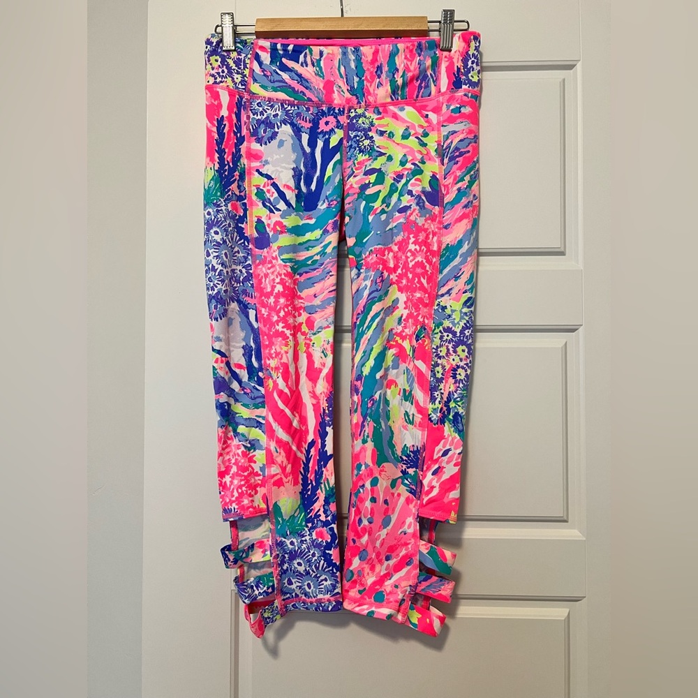 Luxletic leggings size M EUC Lilly Pulitzer